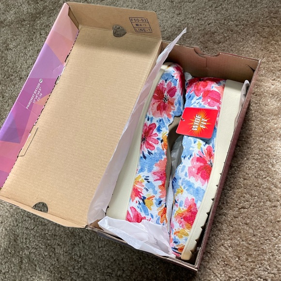 SKECHERS CLEO FLEX WEDGE. FLORESSENCE/PINK MULTI. SIZE 11 WIDE. - Picture 5 of 8